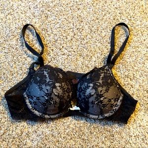 Victoria Secret size 34A pushup bra